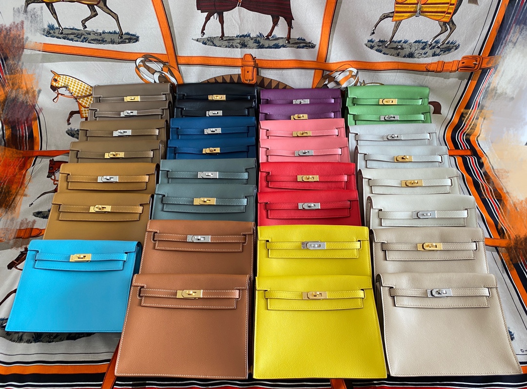 Hermes Kelly Danse Evercolor Bag In Yellow Color